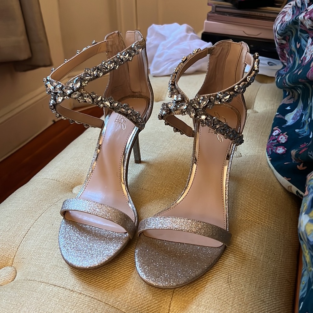 Badgley Mischka Champagne light gold glitter embellished heel sandals